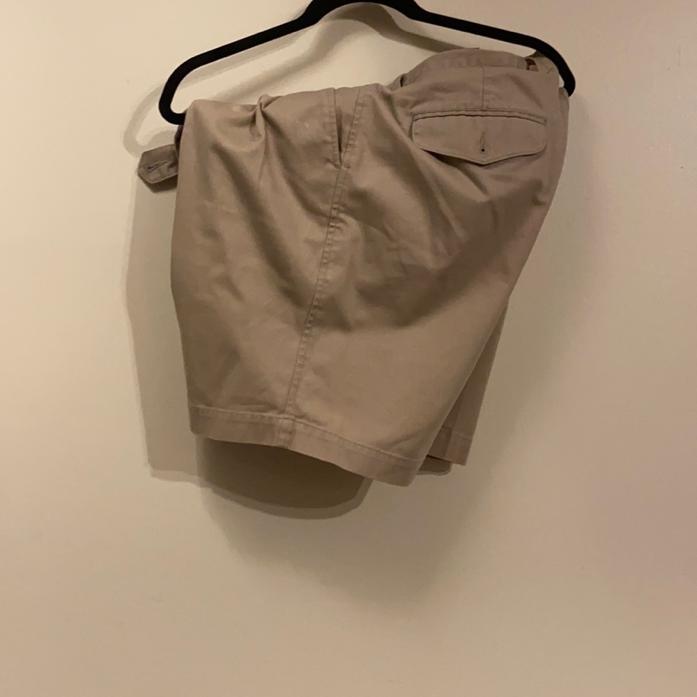 Cutter and buck khaki shorts